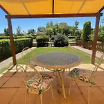 別荘 Casa Villaggio Poggio Rosso アレッツォ