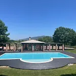 Casa Villaggio Poggio Rosso * アレッツォ