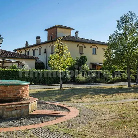 Casa Villaggio Poggio Rosso 別荘 アレッツォ
